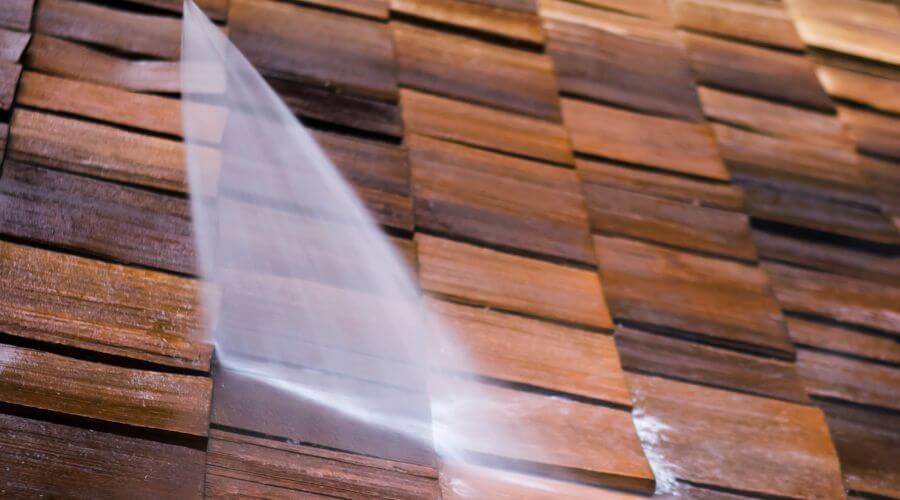 Professional gutter cleaning in Algonquin, IL